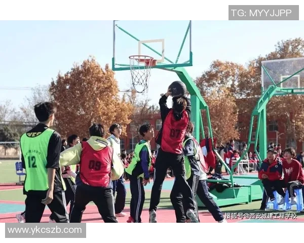 西安篮球队选拔赛背后的拼搏故事与团队精神展现